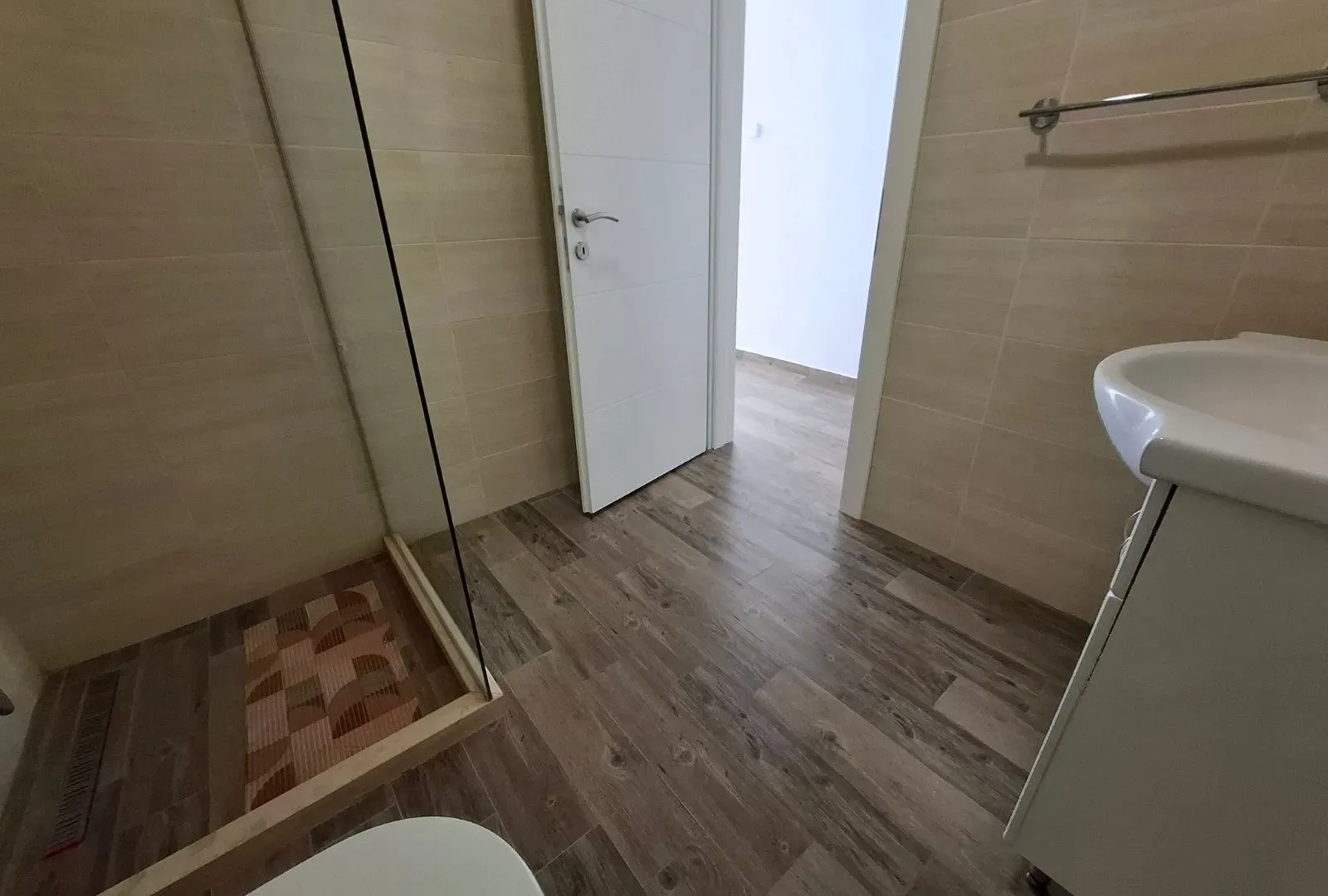 Sale, one bedroom apartment, 61m², Sutomore, Bar