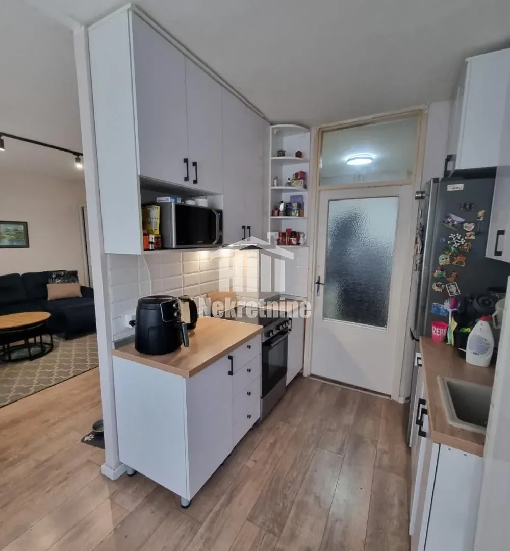 Prodaja, dvosoban stan, 66m², Novi Beograd Blok 37, Novi Beograd Sve Podlokacije