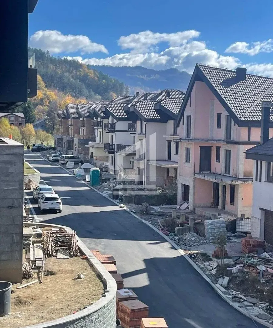 Prodaja, jednosoban stan, 46m², Kolašin, Crna Gora