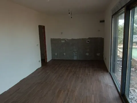 Sale, house, 200m², Bar, Crna Gora - image 4