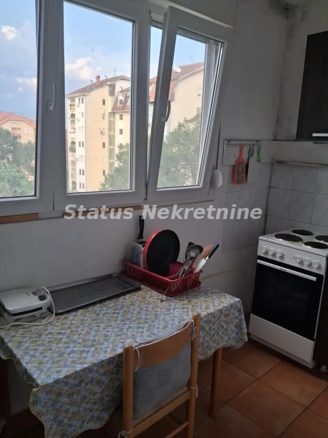Prodaja, jednosoban stan, 35m², Nova Detelinara, Novi Sad Sve Podlokacije