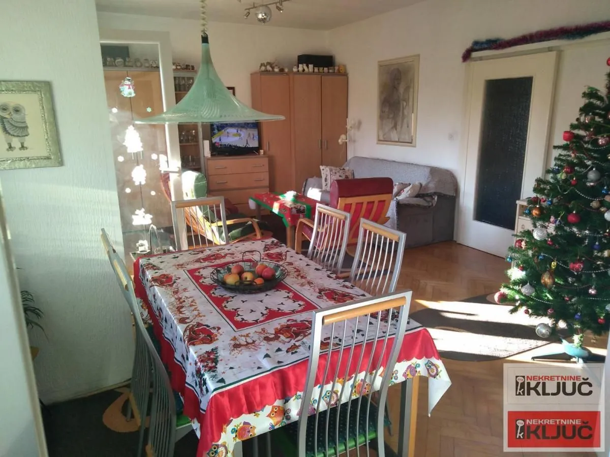Prodaja, trosoban stan, 79m², Bulevar Oslobodjenja, Novi Sad Sve Podlokacije