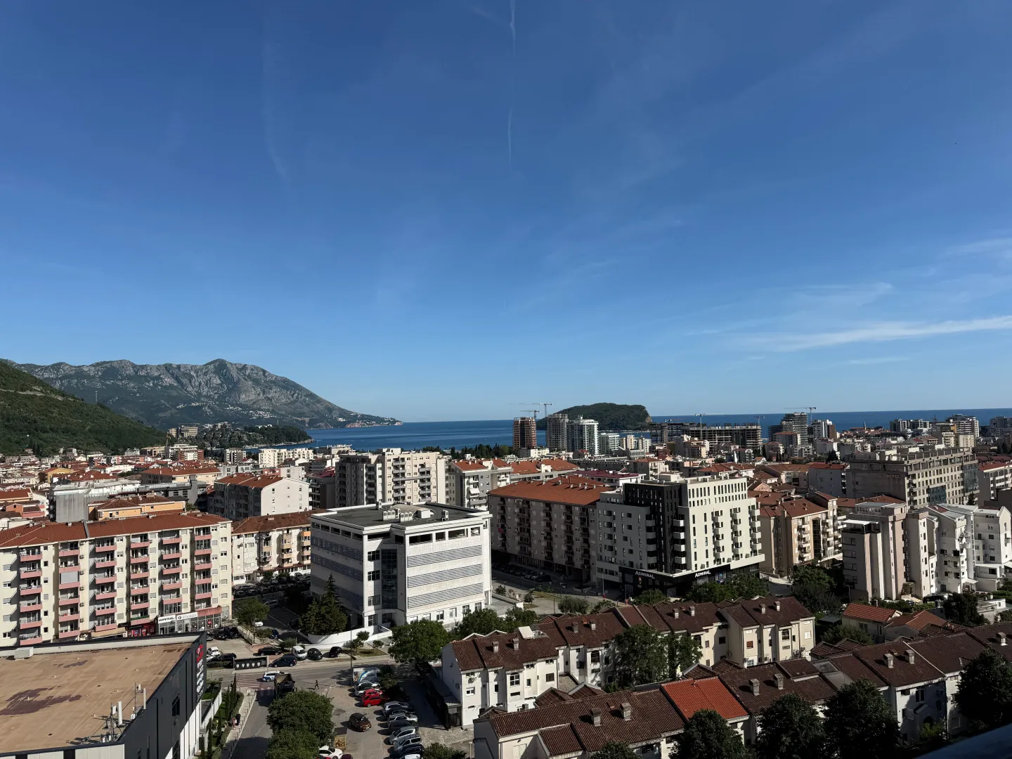 View of the city and the sea from the terrace.