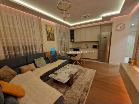 Rent, three bedroom apartment, 75m², Savski Venac, Beograd - image 2