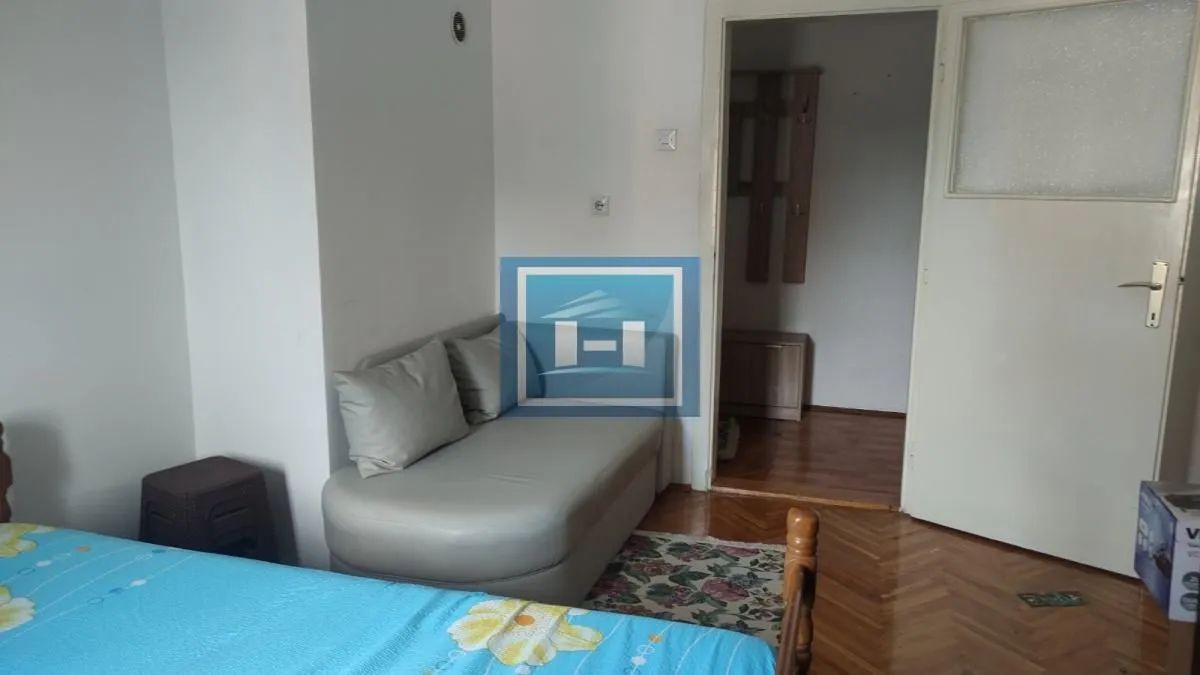 Izdavanje, dvosoban stan, 55m², Centar, Jagodina
