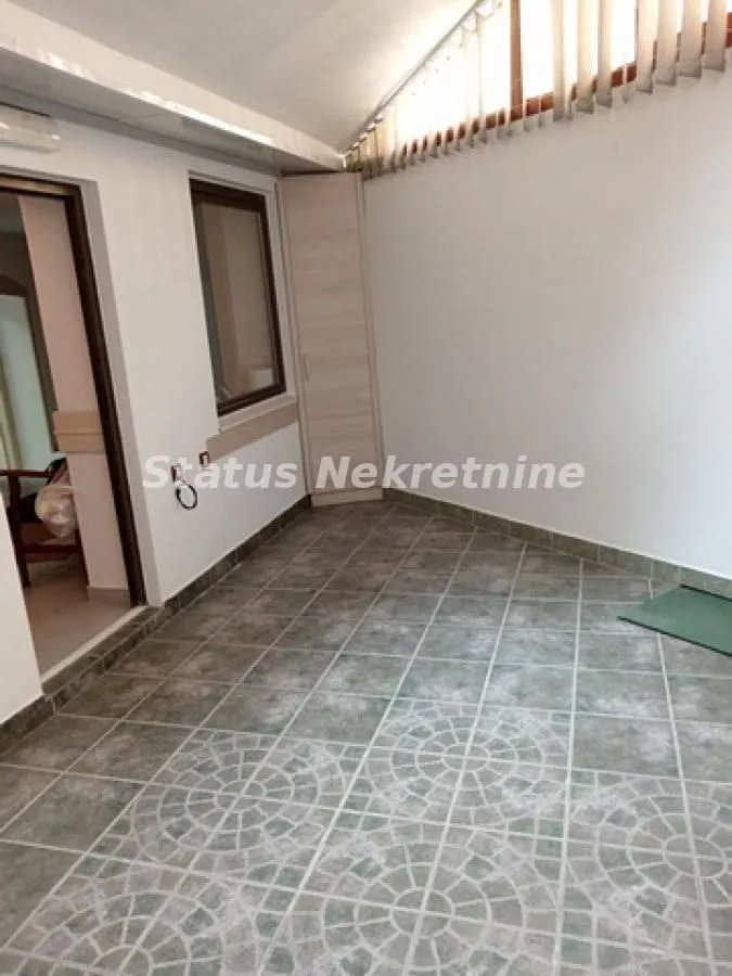 Sale, office space, 84m², Stari grad, Novi Sad