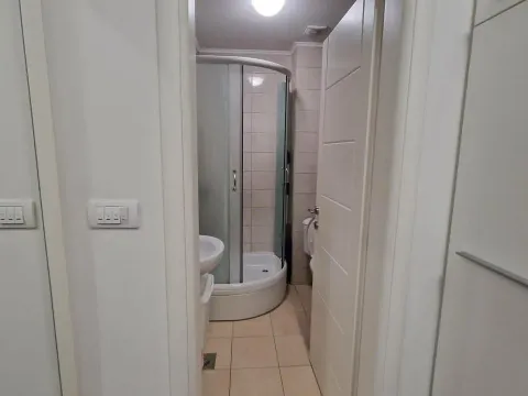 Rent, one bedroom apartment, 46m², Stari Aerodrom, Podgorica - image 4
