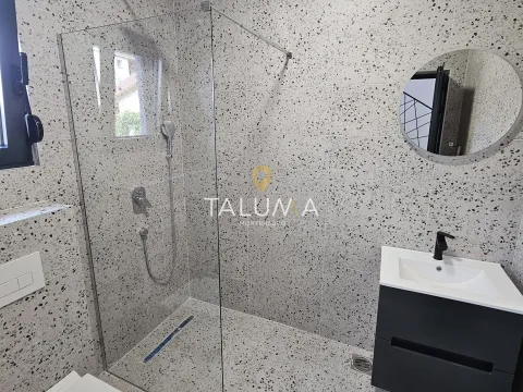 Izdavanje, kuća, 150m², Donja Gorica, Podgorica - image 11