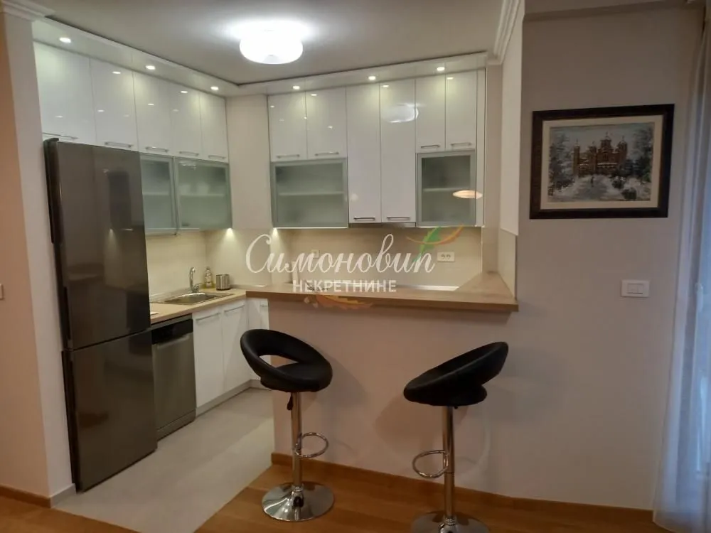 Izdavanje, trosoban stan, 75m², Palilulska Pijaca, Palilula Sve Podlokacije