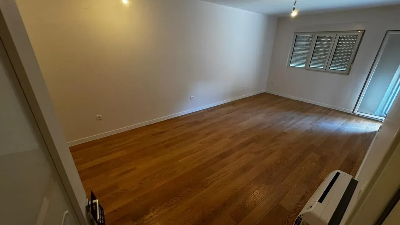 Prodaja, dvosoban stan, 68m², Central Point, Podgorica