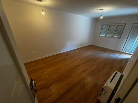 Prodaja, dvosoban stan, 68m², Central Point, Podgorica