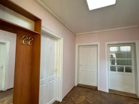 Poslovni prostor in Crveni Krst