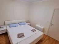 Rent, three bedroom apartment, 134m², Bečići, Budva - image 17