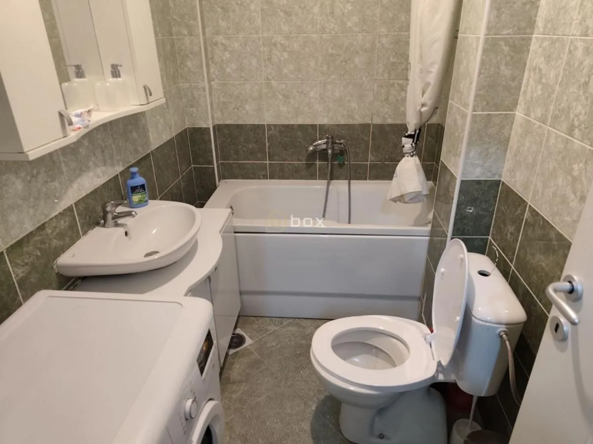 Izdavanje, jednosoban stan, 42m², Medijana, Niš