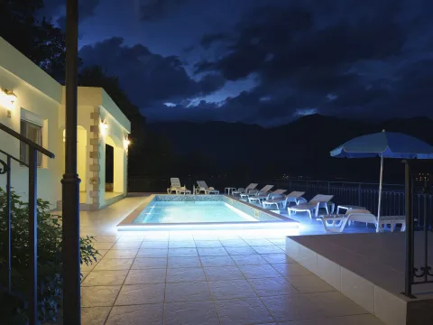 Sale, house, 358m², Kostanjica, Kotor - image 7