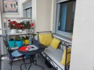 Izdavanje, trosoban stan, 64m², Uciteljsko Naselje, Zvezdara Sve Podlokacije - image 11