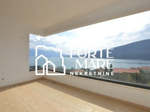Prodaja, dvosoban stan, 124m², Đenovići, Herceg Novi - image 1