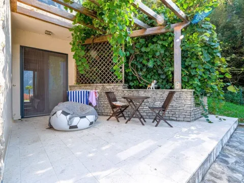 Prodaja, dvosoban stan, 67m², Kostanjica, Kotor - image 16