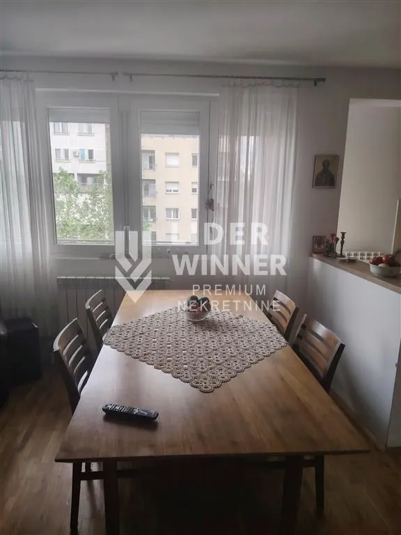 Prodaja, trosoban stan, 83m², Voždovac Sve Podlokacije, Beograd
