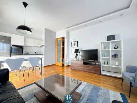 Izdavanje, jednosoban stan, 45m², City Kvart, Podgorica - image 4