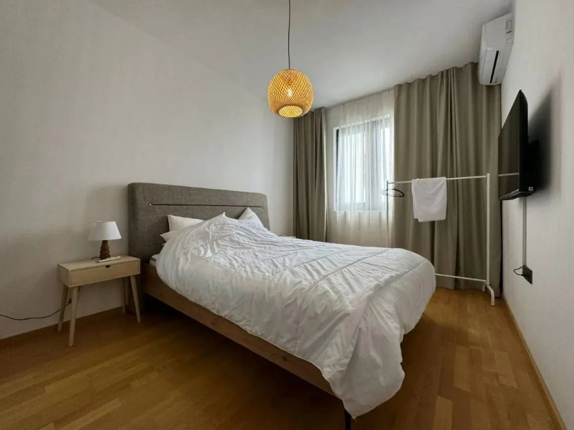 Sale, two bedroom apartment, 64m², Sveti Stefan, Budva