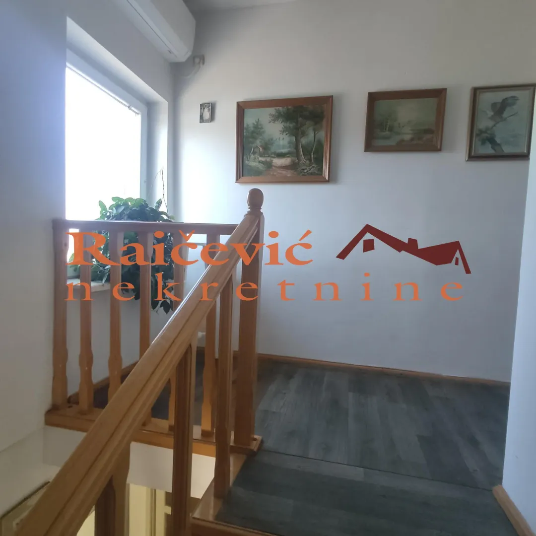 Prodaja, kuća, 240m², Opovo, Srbija