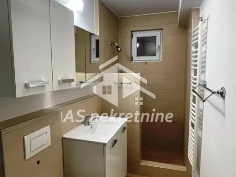 Izdavanje, četvorosoban stan, 84m², Novi Beograd Sve Podlokacije, Beograd - image 11