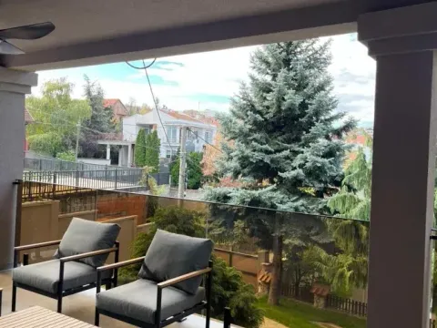 Izdavanje, kuća, 250m², Višnjička Banja, Palilula Sve Podlokacije - image 4