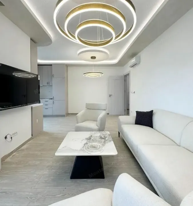 Prodaja, dvosoban stan, 74m², Bečići, Budva