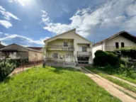 Rent, house, 200m², Tološi, Podgorica - image 1