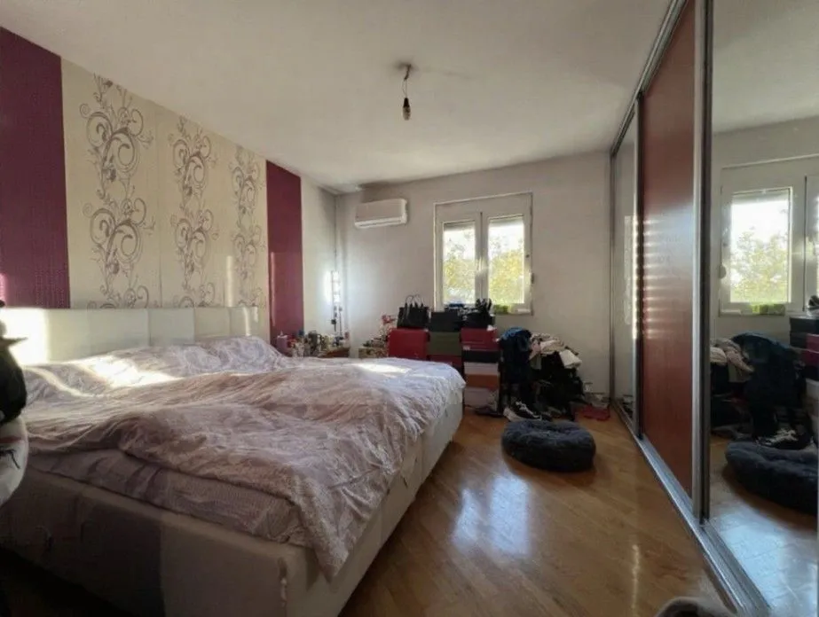 Prodaja, četvorosoban stan, 121m², Lepa Kata, Podgorica