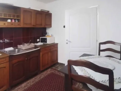 Sale, house, 262m², Loznica, Srbija - image 8