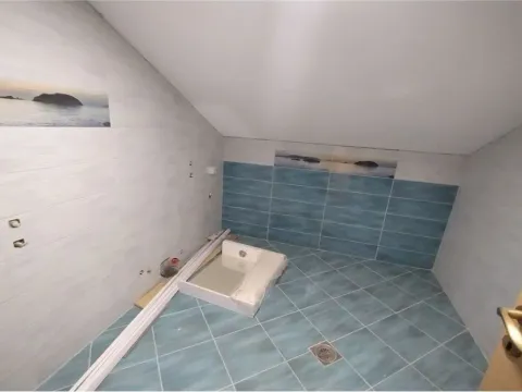 Izdavanje, četvorosoban stan, 179m², Čalije, Niš - image 8