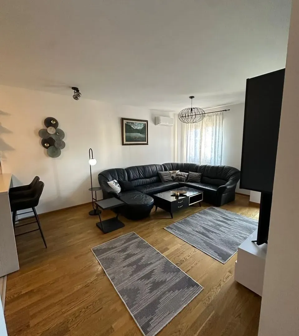 Rent, two bedroom apartment, 64m², City Kvart, Podgorica