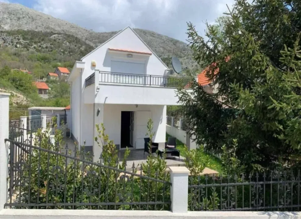 Sale, house, 70m², Brajići, Budva