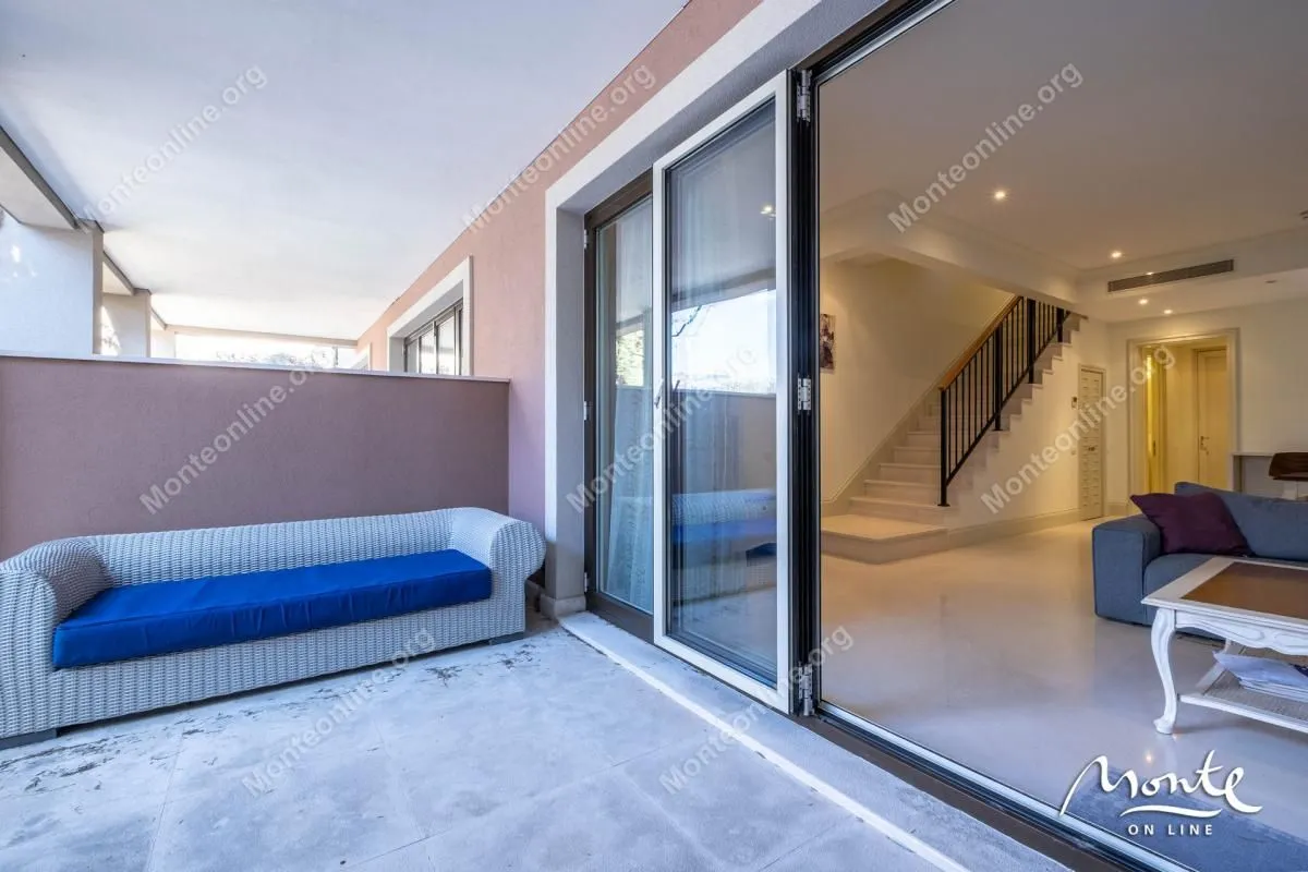 Prodaja, dvosoban stan, 115m², Porto Montenegro, Tivat