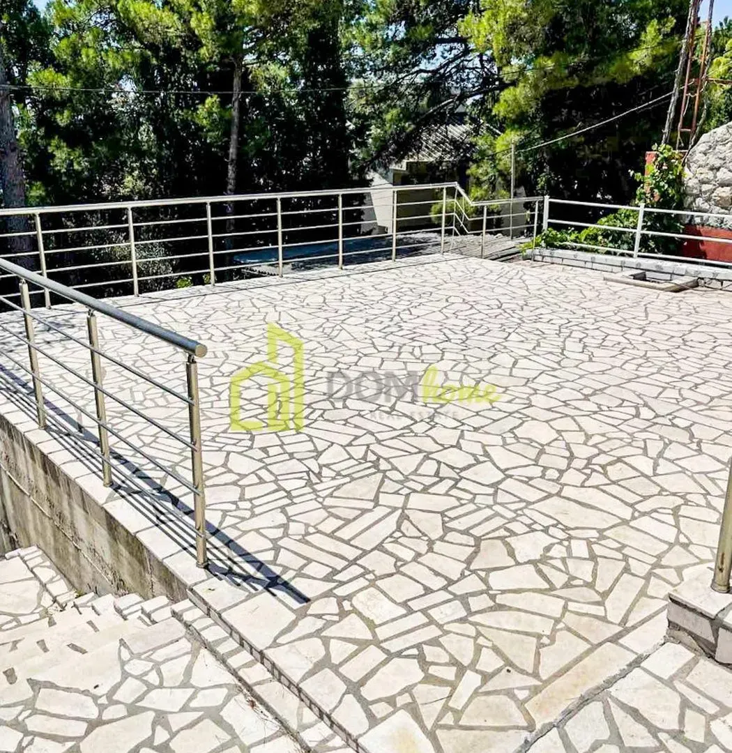 Sale, house, 130m², Bar, Crna Gora