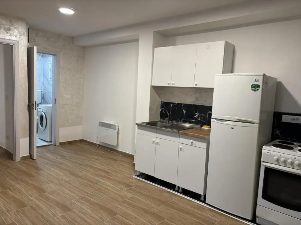 Rent, one bedroom apartment, 50m², Zvezdara Sve Podlokacije, Beograd