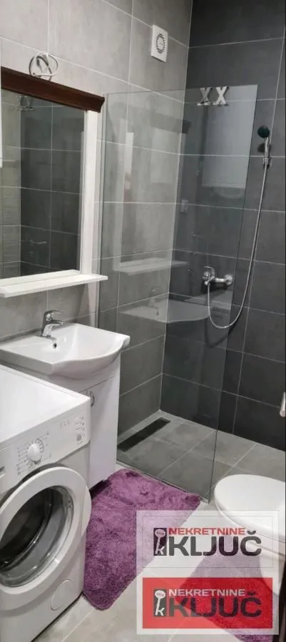Izdavanje, garsonjera, 28m², Telep, Novi Sad Sve Podlokacije