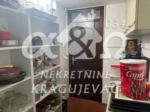 Prodaja, kuća, 250m², Veliko Polje, Kragujevac - image 7