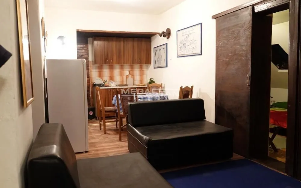 Prodaja, dvosoban stan, 80m², Klinički Centar, Beograd