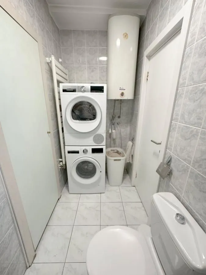 Prodaja, dvosoban stan, 80m², Rotkvarija, Novi Sad Sve Podlokacije