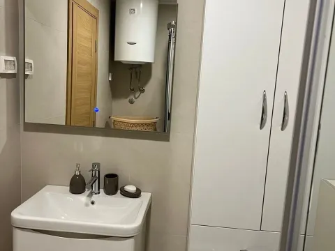 Izdavanje, stan, 53m², City Kvart, Podgorica - image 9