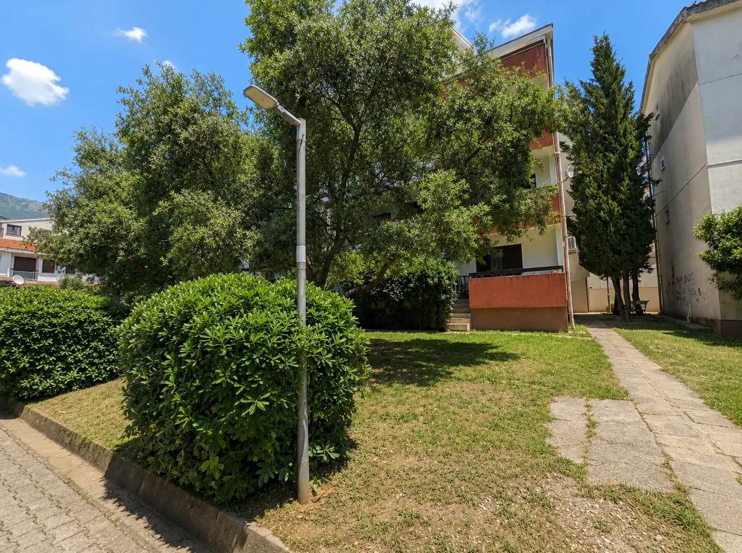 Rent, two bedroom apartment, 52m², Dubovica, Budva