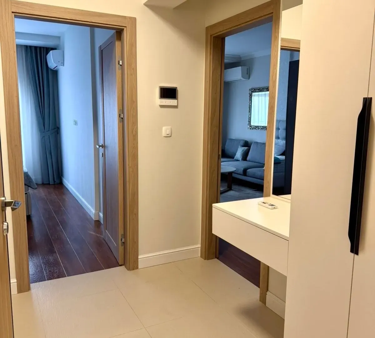 Izdavanje, jednosoban stan, 52m², Master Kvart, Podgorica