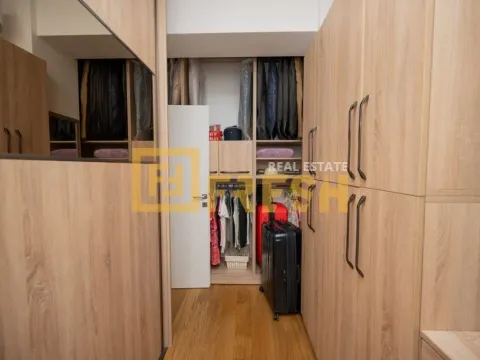 Izdavanje, trosoban stan, 102m², Centar, Podgorica - image 17