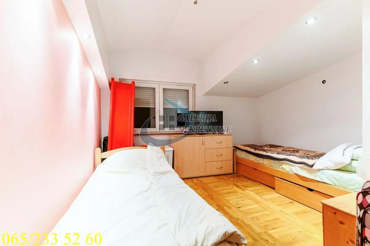 Sale, three bedroom apartment, 72m², Karaburma, Palilula Sve Podlokacije