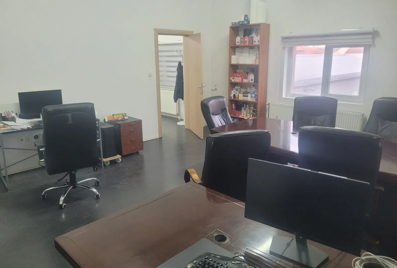 Rent, office space, 750m², Veternik, Novi Sad Sve Podlokacije