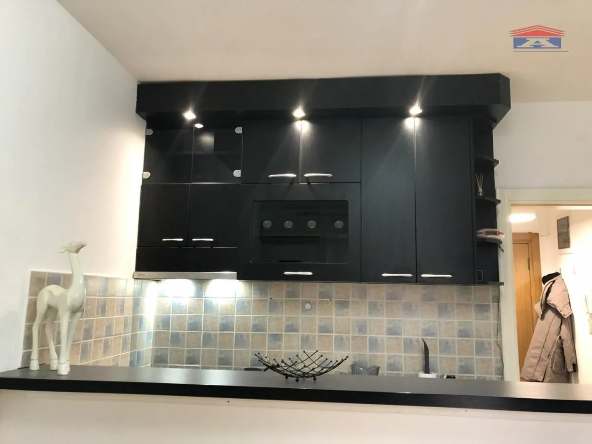 Izdavanje, garsonjera, 22m², Grbavica, Novi Sad Sve Podlokacije
