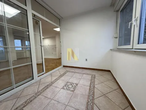 Sale, four bedroom apartment, 96m², Centar, Novi Sad - image 14